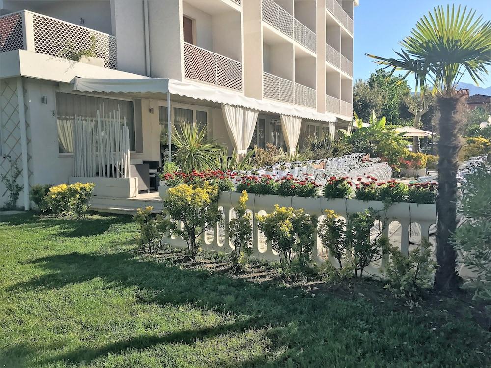 Hotel Bijou Forte dei Marmi Luaran gambar