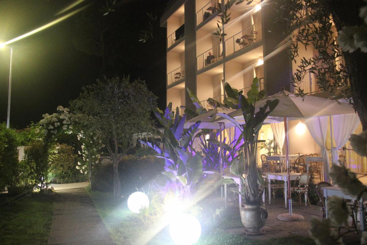 Hotel Bijou Forte dei Marmi Luaran gambar